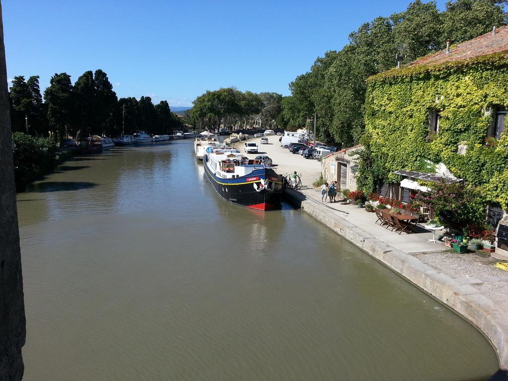 Bed and Breakfast Les Portes Du Soleil Capestang Exterior foto